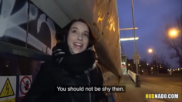 Девушку затащили в подъезд потом в подвал связали и сделали секс насильно (2342 видео)